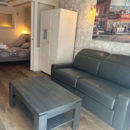 Ancien Atelier Parisien Grand 2 Pieces Apartment Exterior photo
